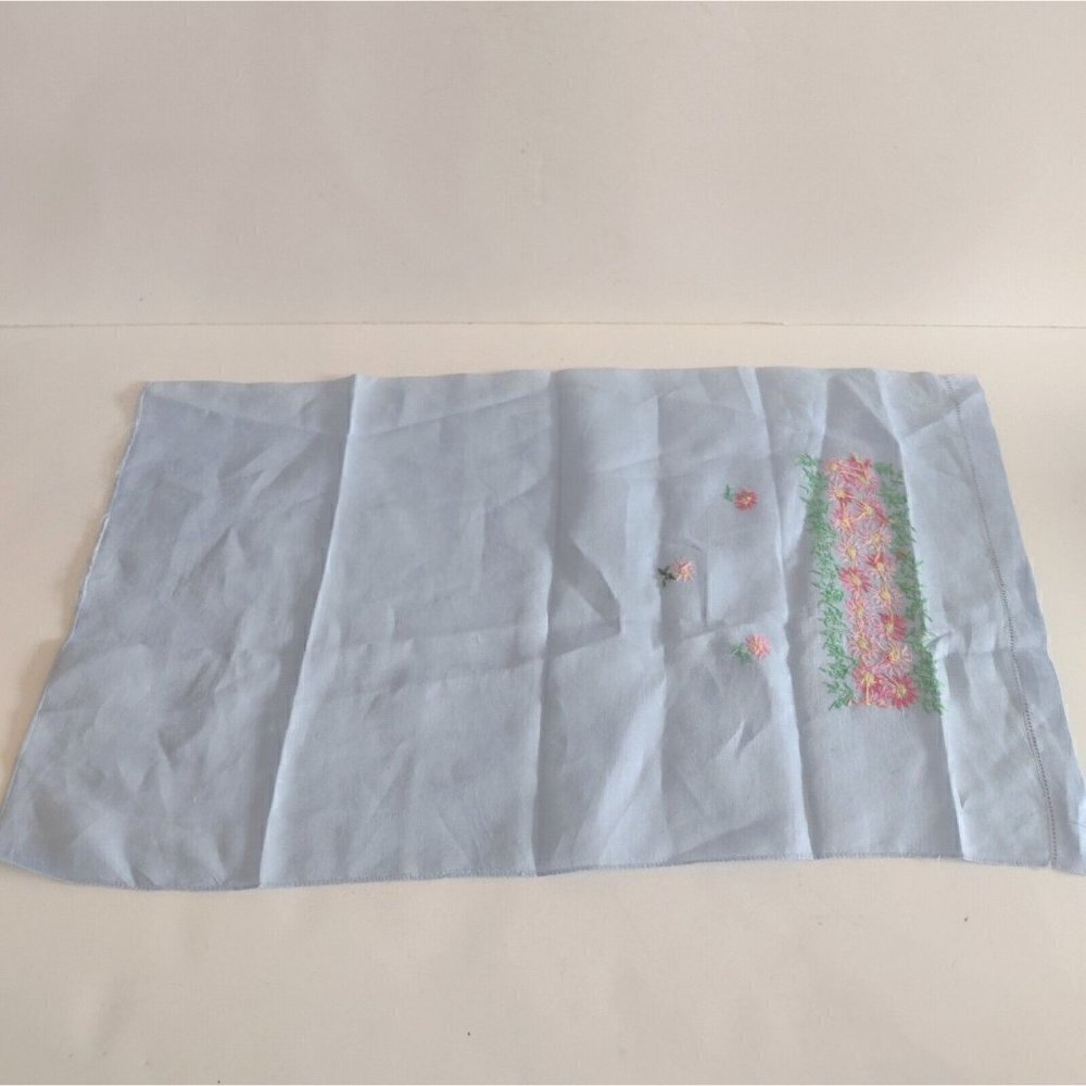 Vintage Dresser Scarf Embroidered Daisies Pink Light Blue 11 X 20 - Picture 2 of 6